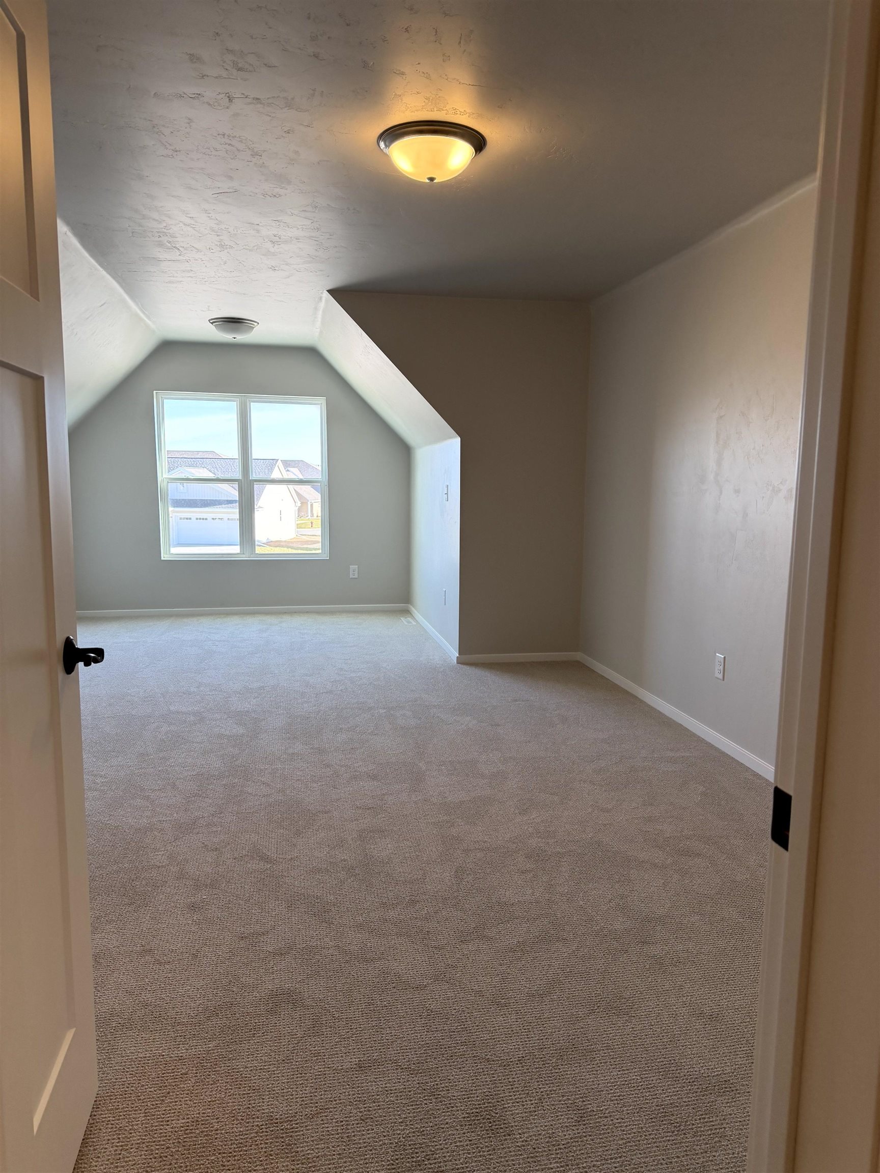 N9315 Gemstone Court Appleton, WI 54915 - Photo 11 of 22