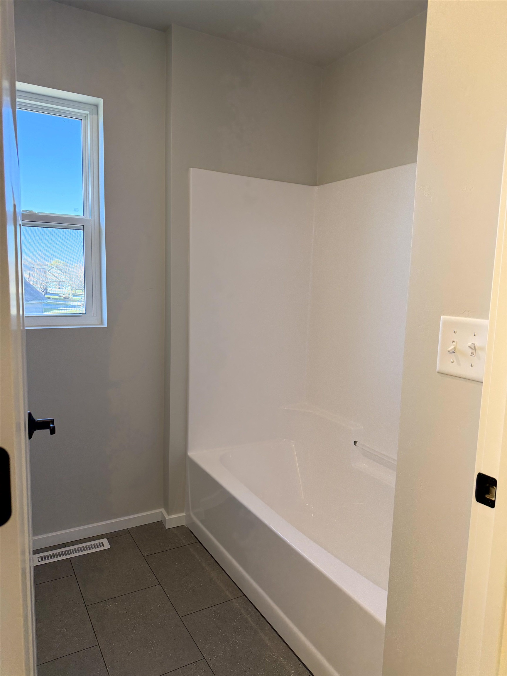 N9315 Gemstone Court Appleton, WI 54915 - Photo 15 of 22