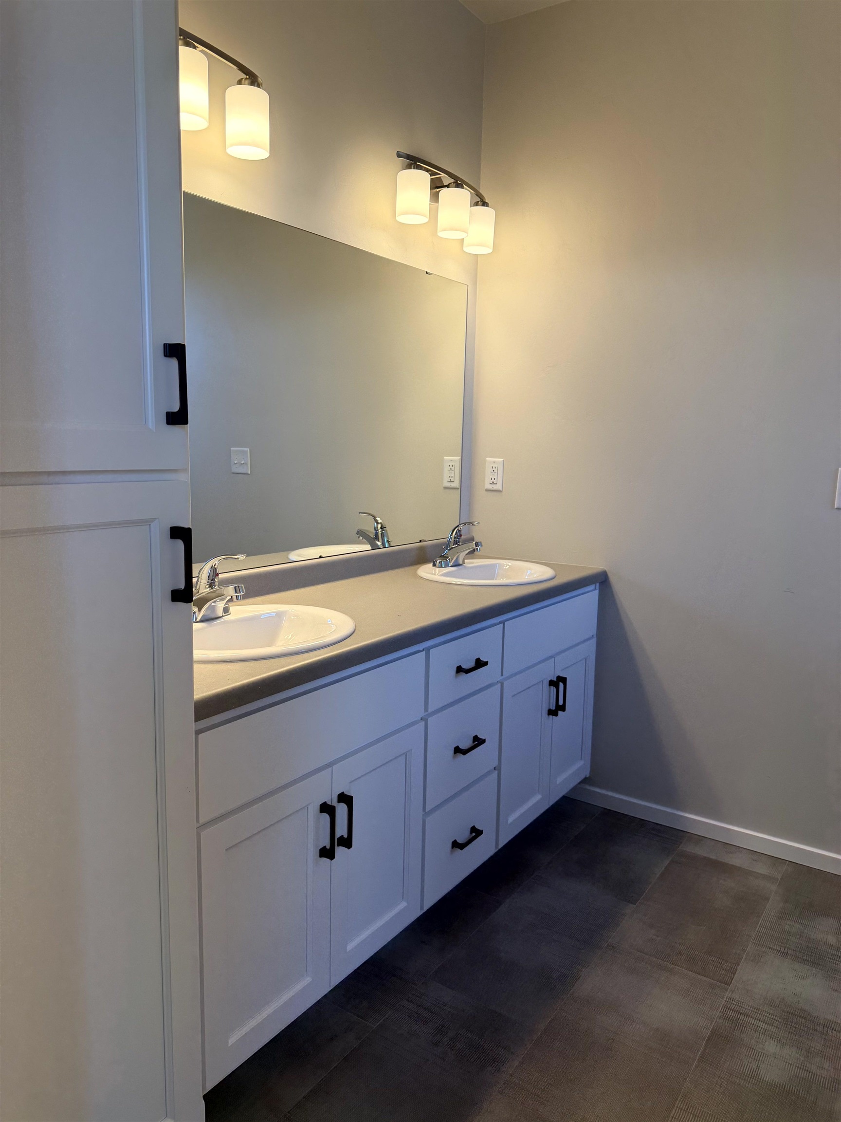 N9315 Gemstone Court Appleton, WI 54915 - Photo 20 of 22