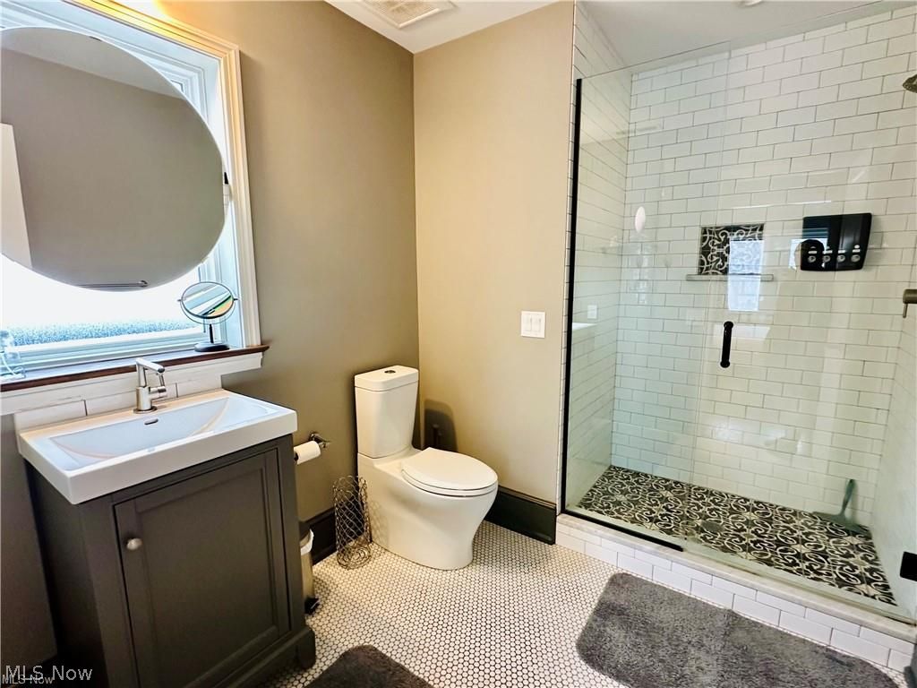 2231 West 10th Street, Unit 2 Cleveland, OH 44113 - Photo 22 of 25