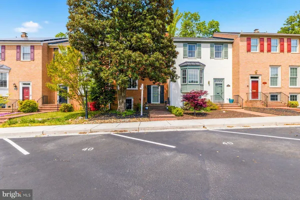 $675,000 | 8240 Taunton Place, Springfield, VA 22152
