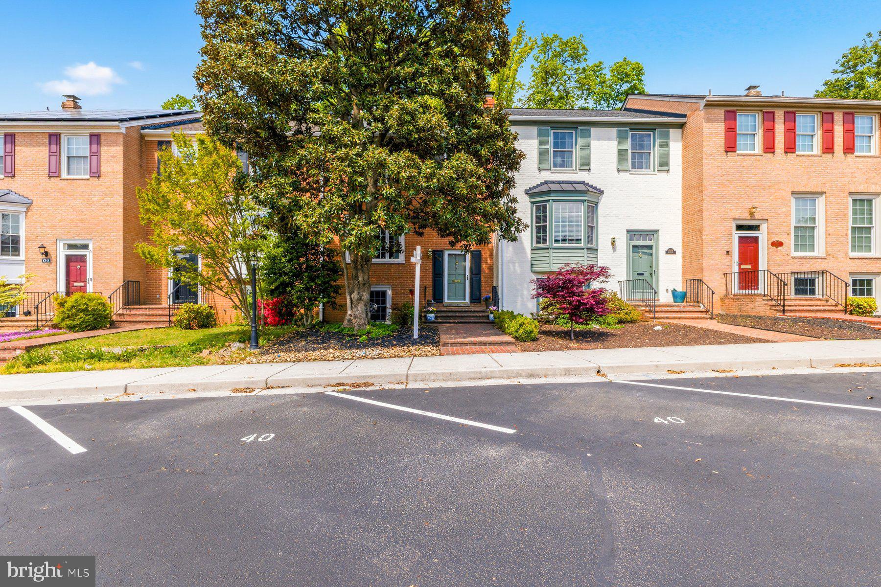 8240 Taunton Place Springfield, VA 22152 - Photo 2 of 48 Updated townhome in sought after Rhygate community