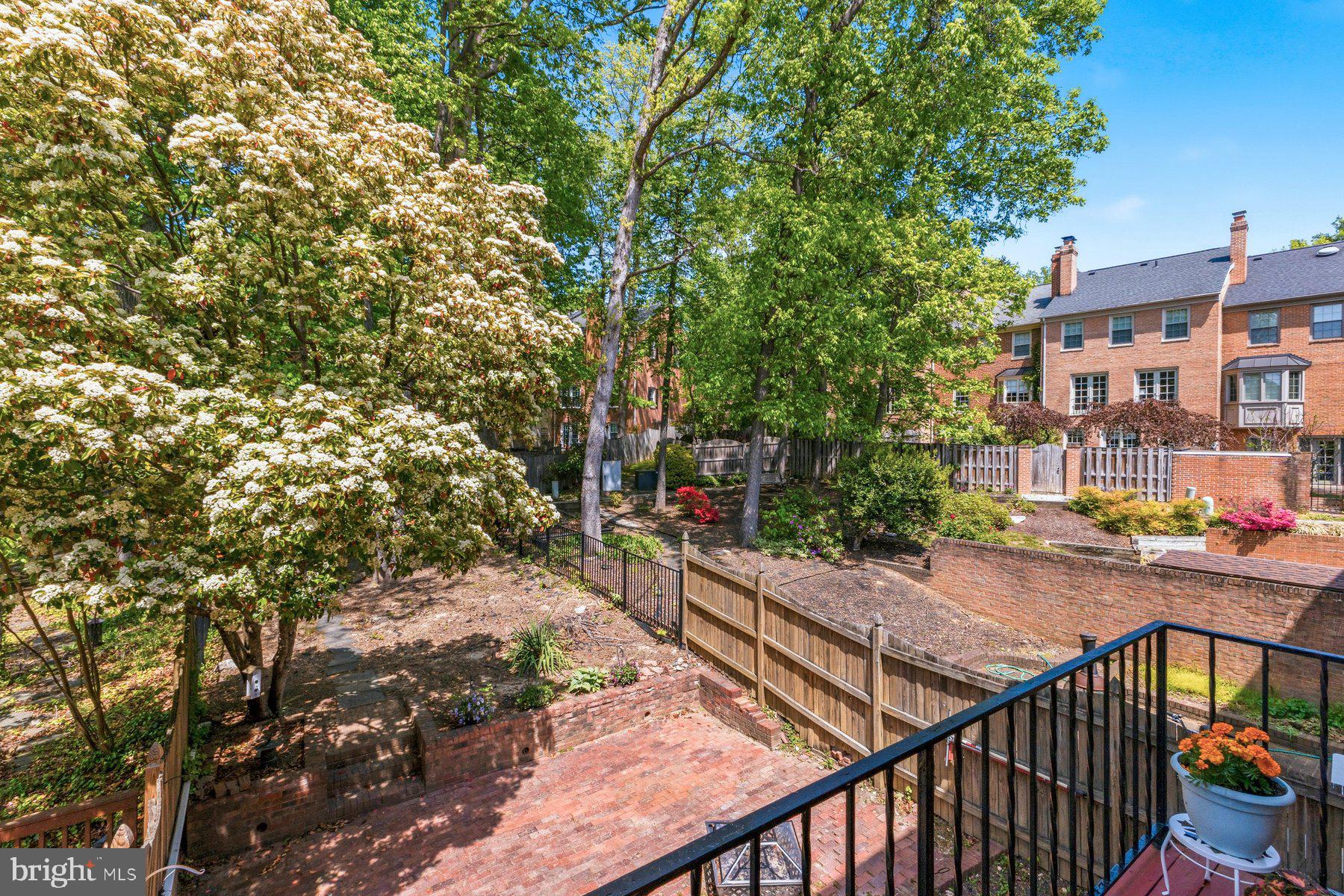 8240 Taunton Place Springfield, VA 22152 - Photo 32 of 48