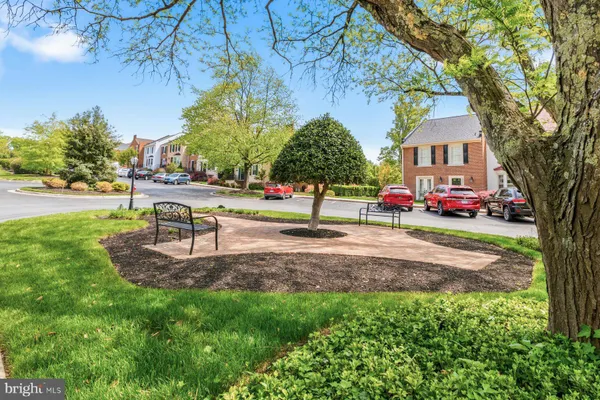 $675,000 | 8240 Taunton Place, Springfield, VA 22152