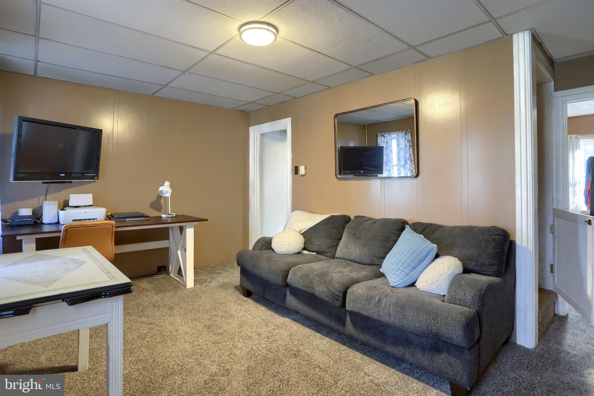 238 Rexmont Road Lebanon, PA 17042 - Photo 2 of 18 Gallery Image 2
