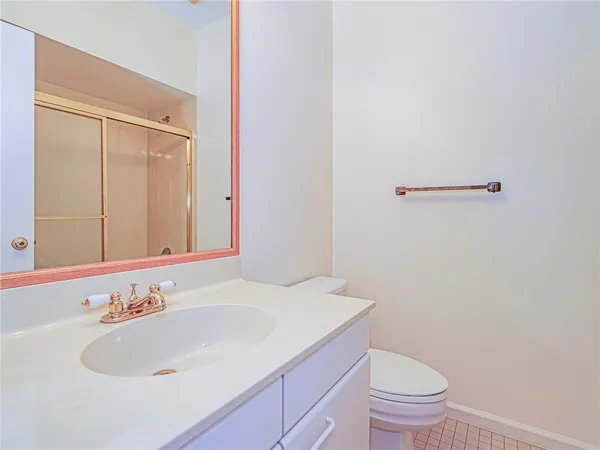 $3,300 | 131 Peppertree Drive, Unit 21, Vero Beach, FL 32963