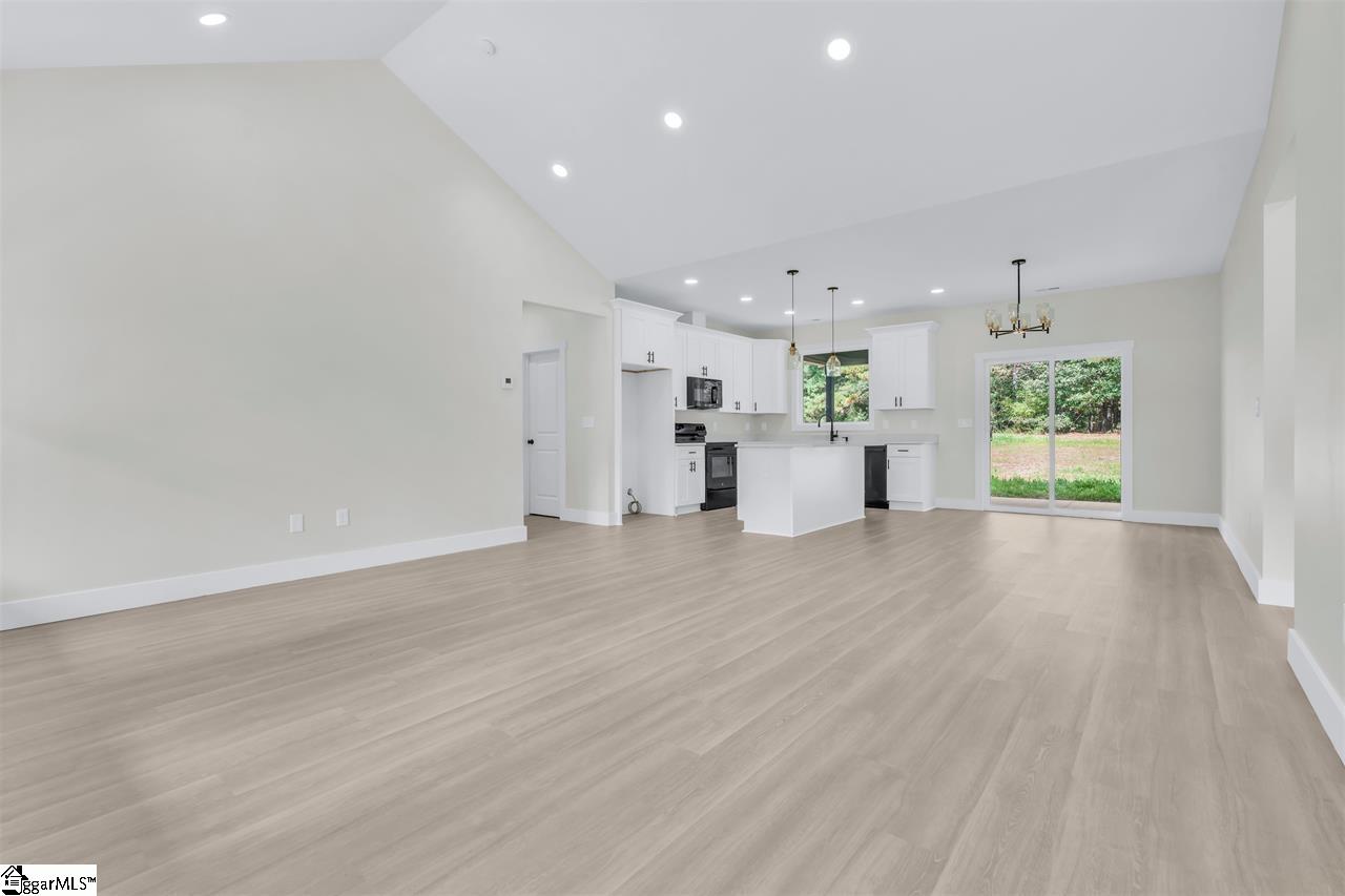 515 Bill Lattimore Road Chesnee, SC 29323 - Photo 3 of 17