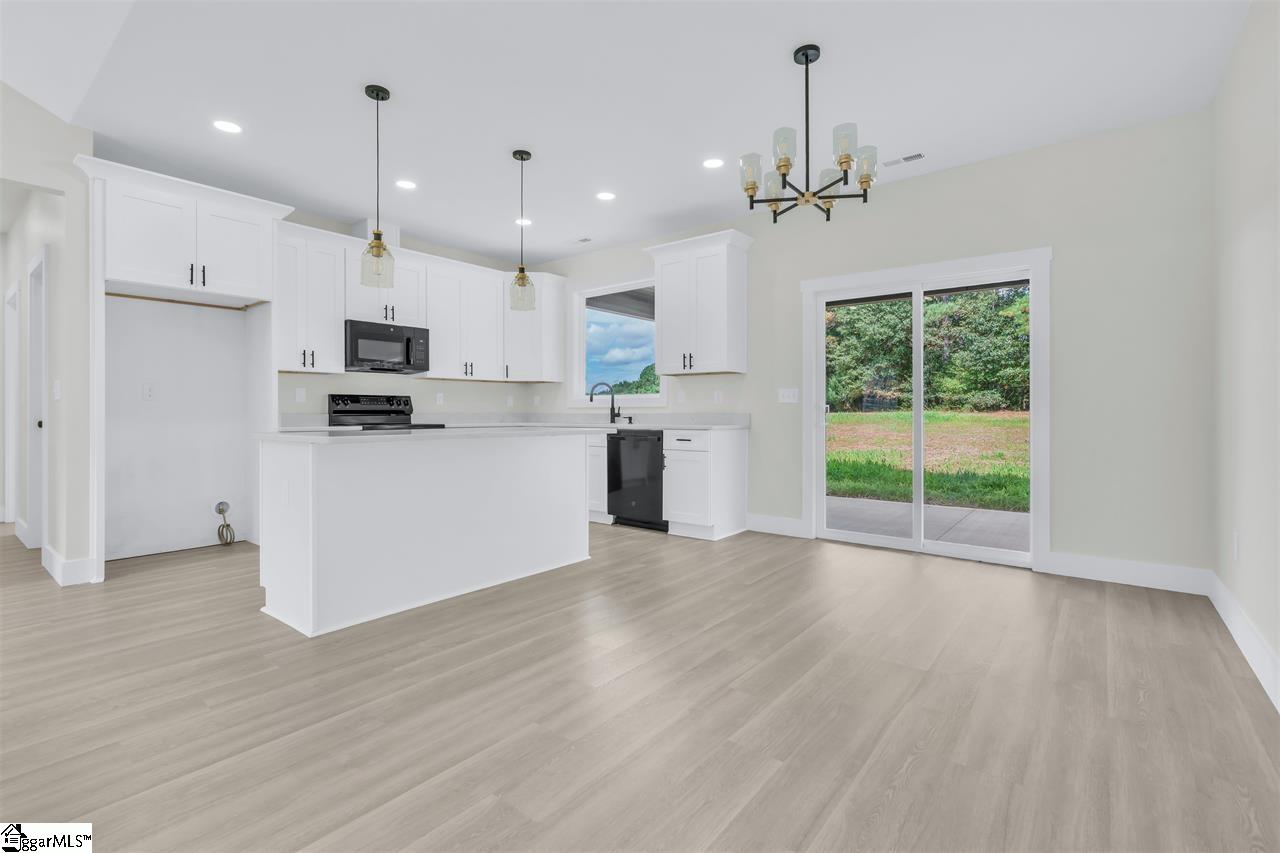 515 Bill Lattimore Road Chesnee, SC 29323 - Photo 4 of 17