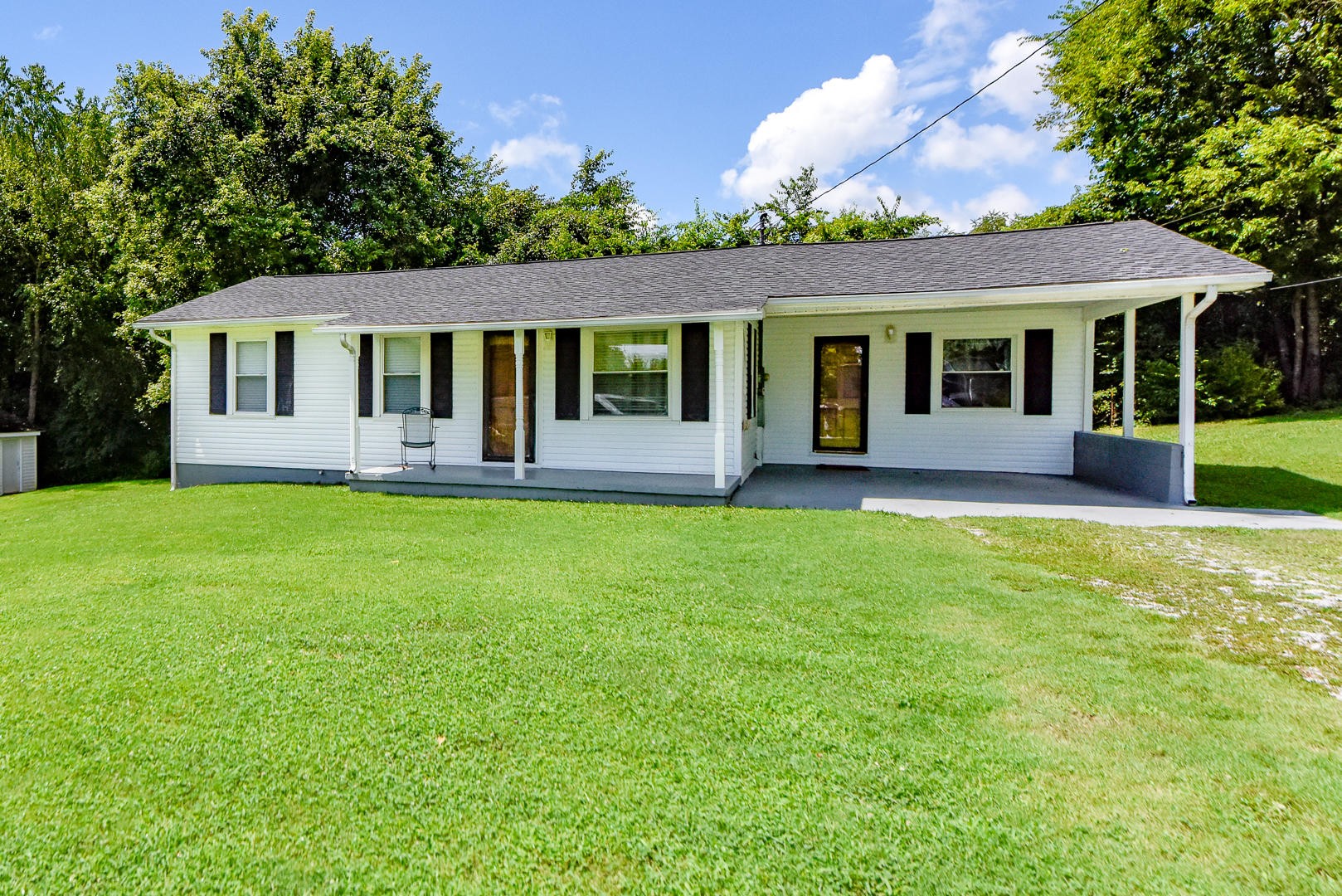 3741 Sams Road Rockford, TN 37853 - Photo 2 of 28 Gallery Image 2