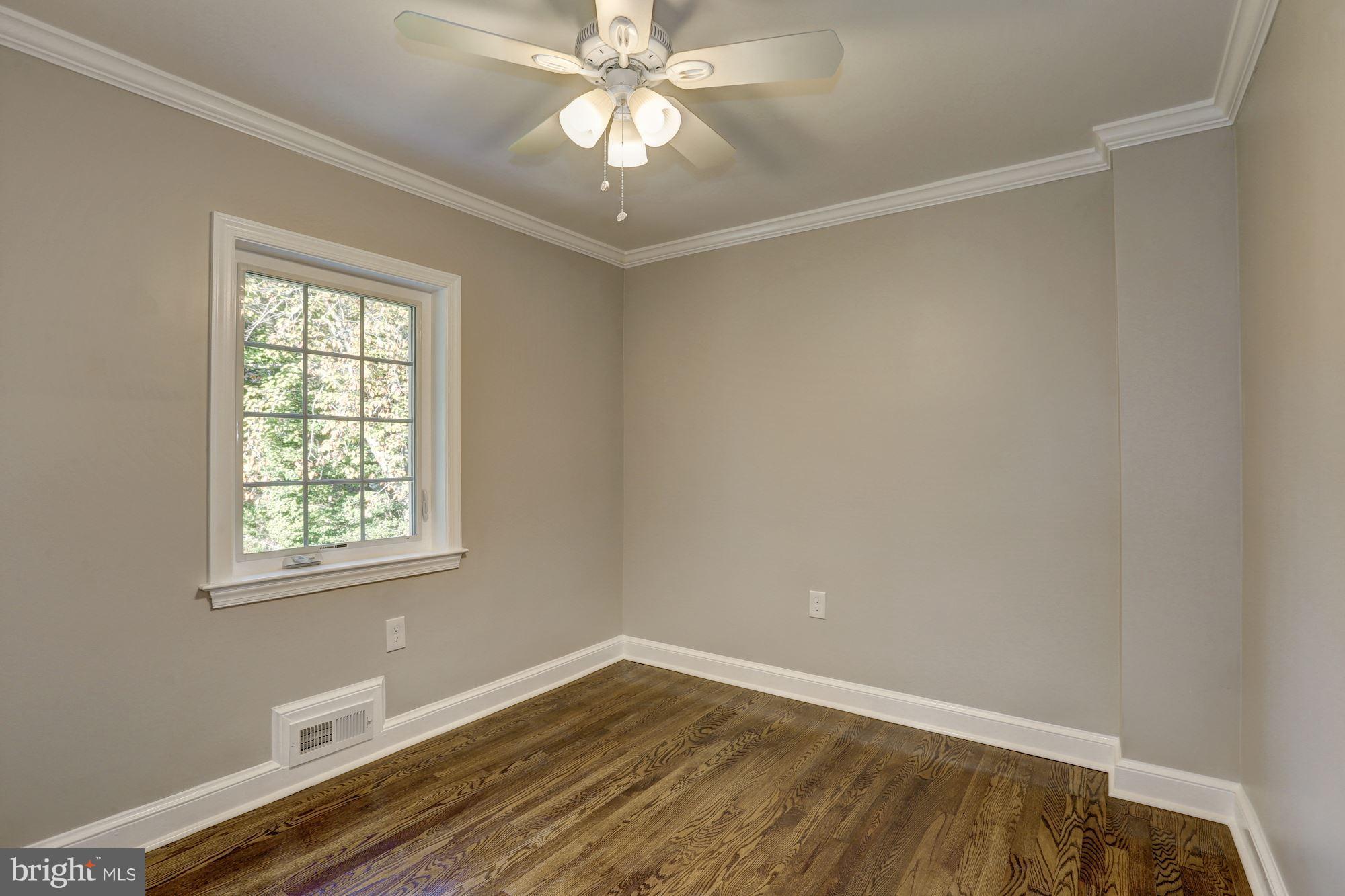 10012 Greenock Road Silver Spring, MD 20901 - Photo 20 of 30 Bedroom