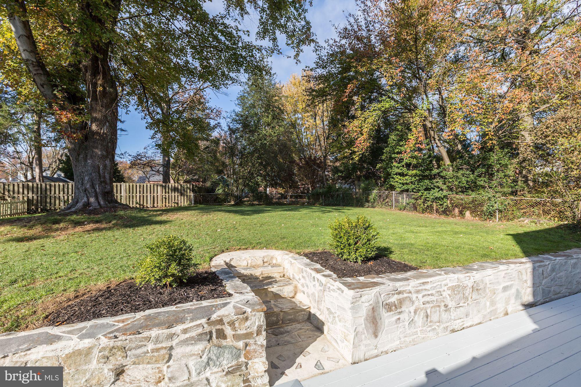 10012 Greenock Road Silver Spring, MD 20901 - Photo 28 of 30 Exterior (Rear)