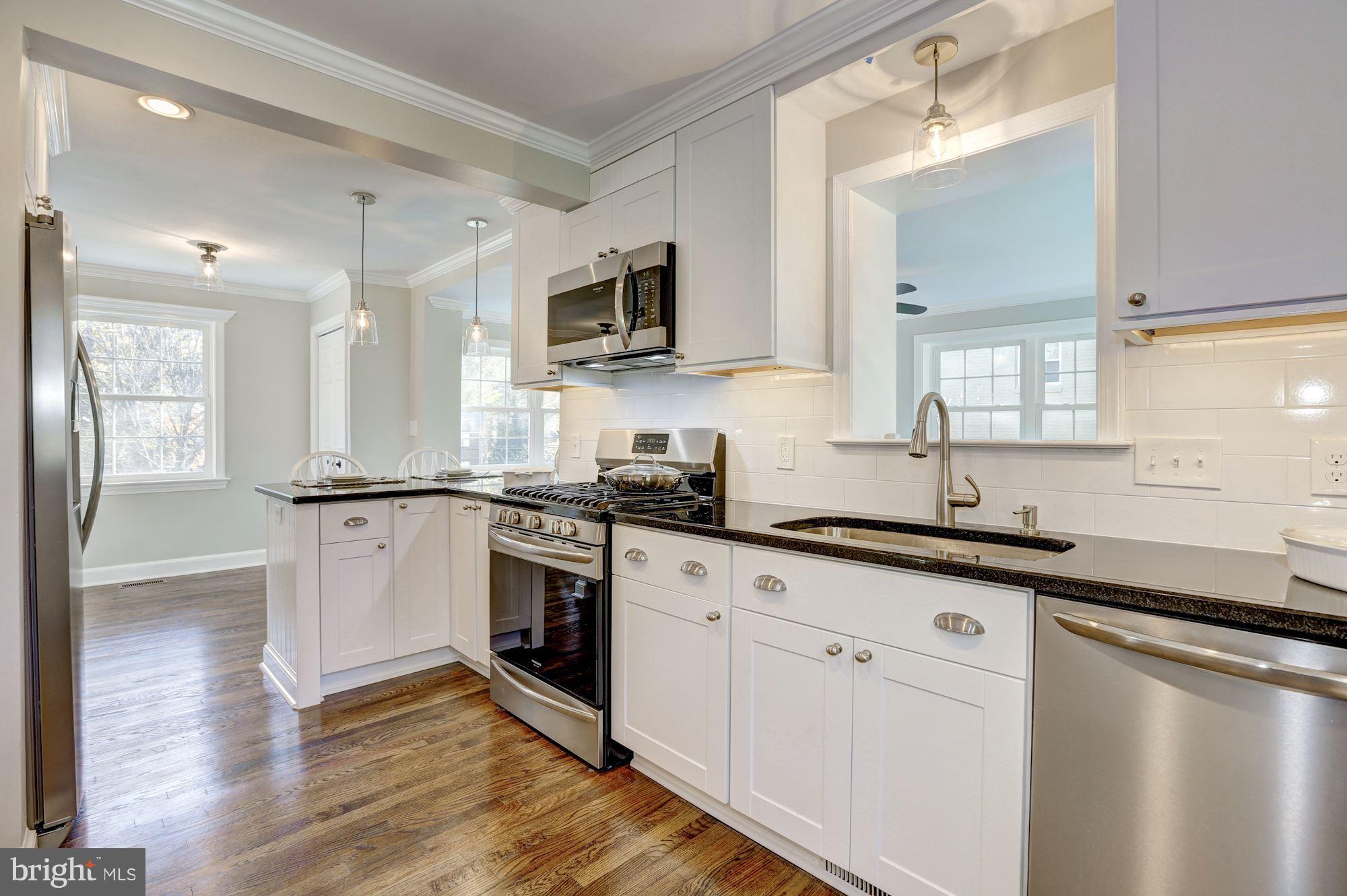 10012 Greenock Road Silver Spring, MD 20901 - Photo 10 of 30 Kitchen