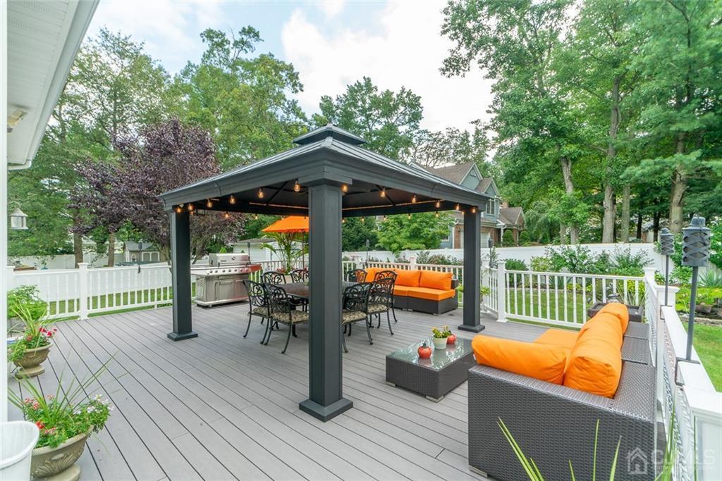 8 Oakland Road Old Bridge, NJ 08857 - Photo 20 of 24 Gallery Image 20