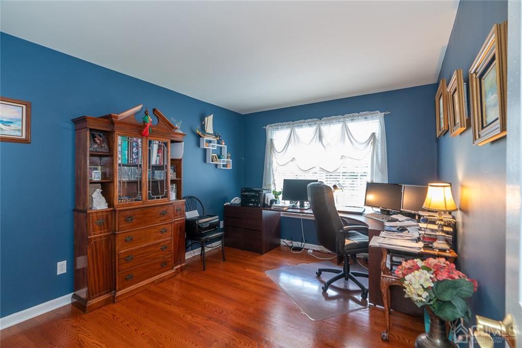 8 Oakland Road Old Bridge, NJ 08857 - Photo 10 of 24 Gallery Image 10