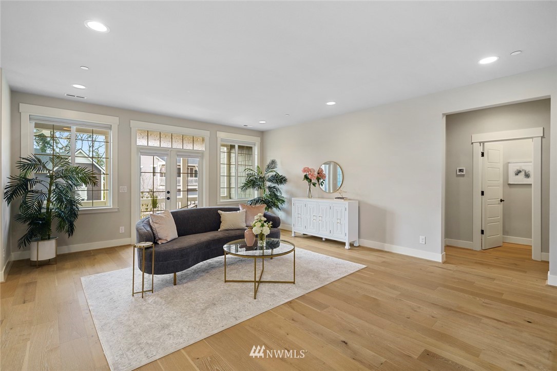 10032 Northeast 162nd Street Bothell, WA 98011 - Photo 11 of 40 Gallery Image 11