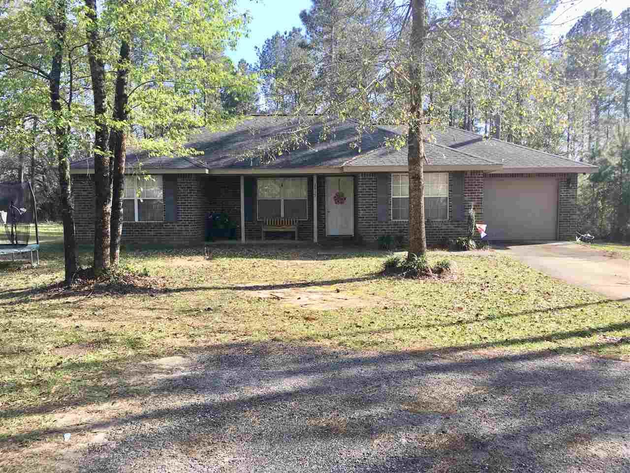 4915 Kolb Road Milton, FL 32570 - Photo 1 of 11