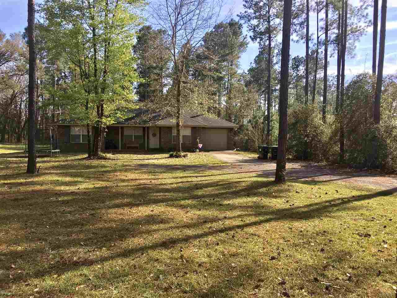 4915 Kolb Road Milton, FL 32570 - Photo 2 of 11