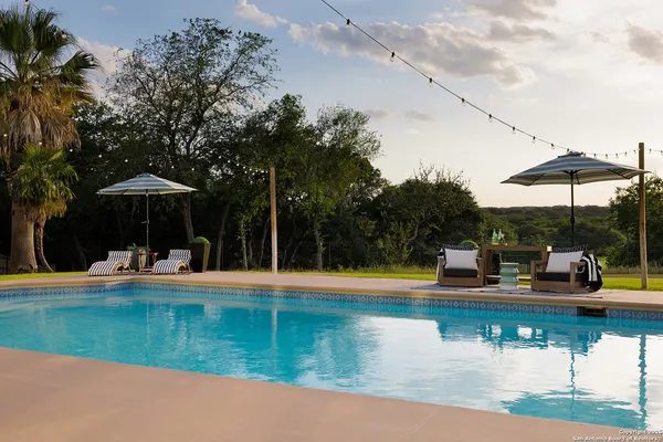 $10,500 | 625 Paseo Canada, Hollywood Park, TX 78232