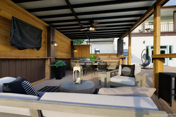 $10,500 | 625 Paseo Canada, Hollywood Park, TX 78232