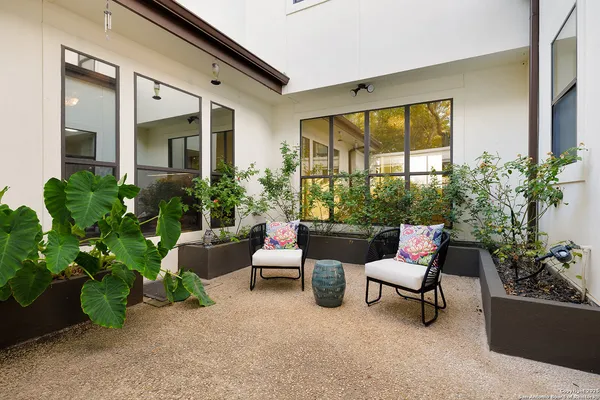 $10,500 | 625 Paseo Canada, Hollywood Park, TX 78232