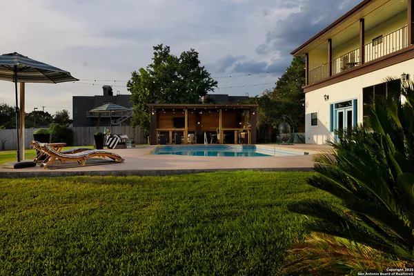 $10,500 | 625 Paseo Canada, Hollywood Park, TX 78232