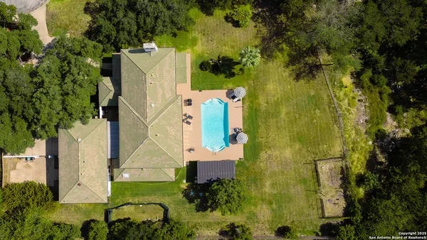 $10,500 | 625 Paseo Canada, Hollywood Park, TX 78232