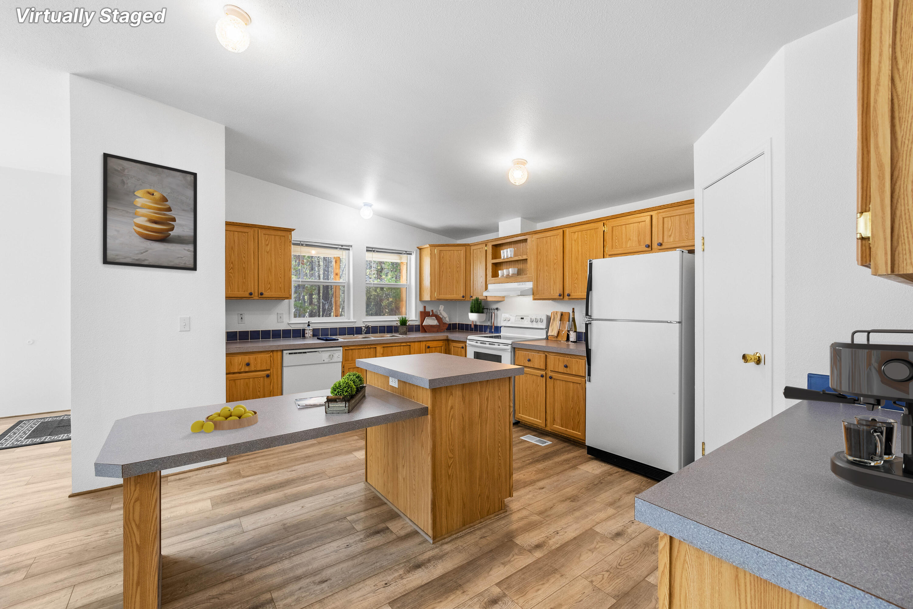 7351 Reeve Road La Pine, OR 97739 - Photo 10 of 20 Kitchen