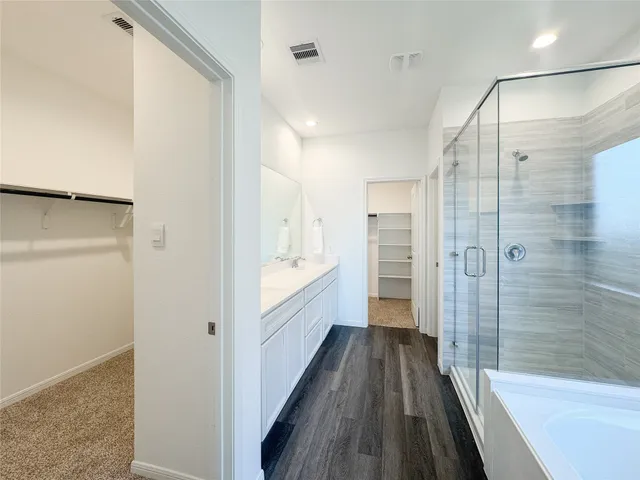 $2,450 | 519 Newcomb Hollow Drive, Conroe, TX 77304