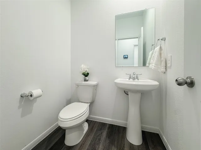 $2,450 | 519 Newcomb Hollow Drive, Conroe, TX 77304