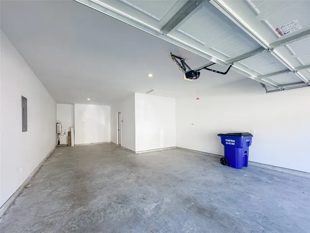 $2,450 | 519 Newcomb Hollow Drive, Conroe, TX 77304