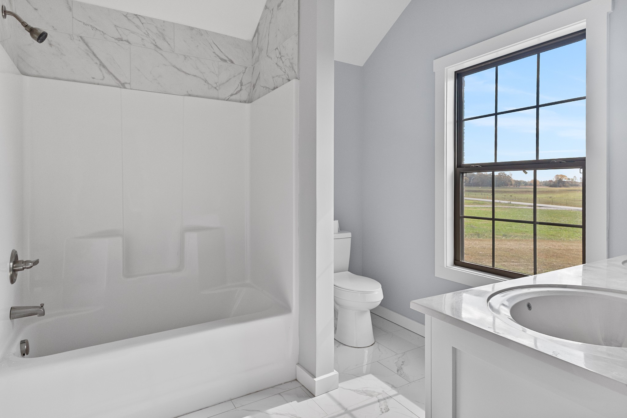 120 Freeland Road Portland, TN 37148 - Photo 17 of 61 a bathroom with a sink toilet and bathtub