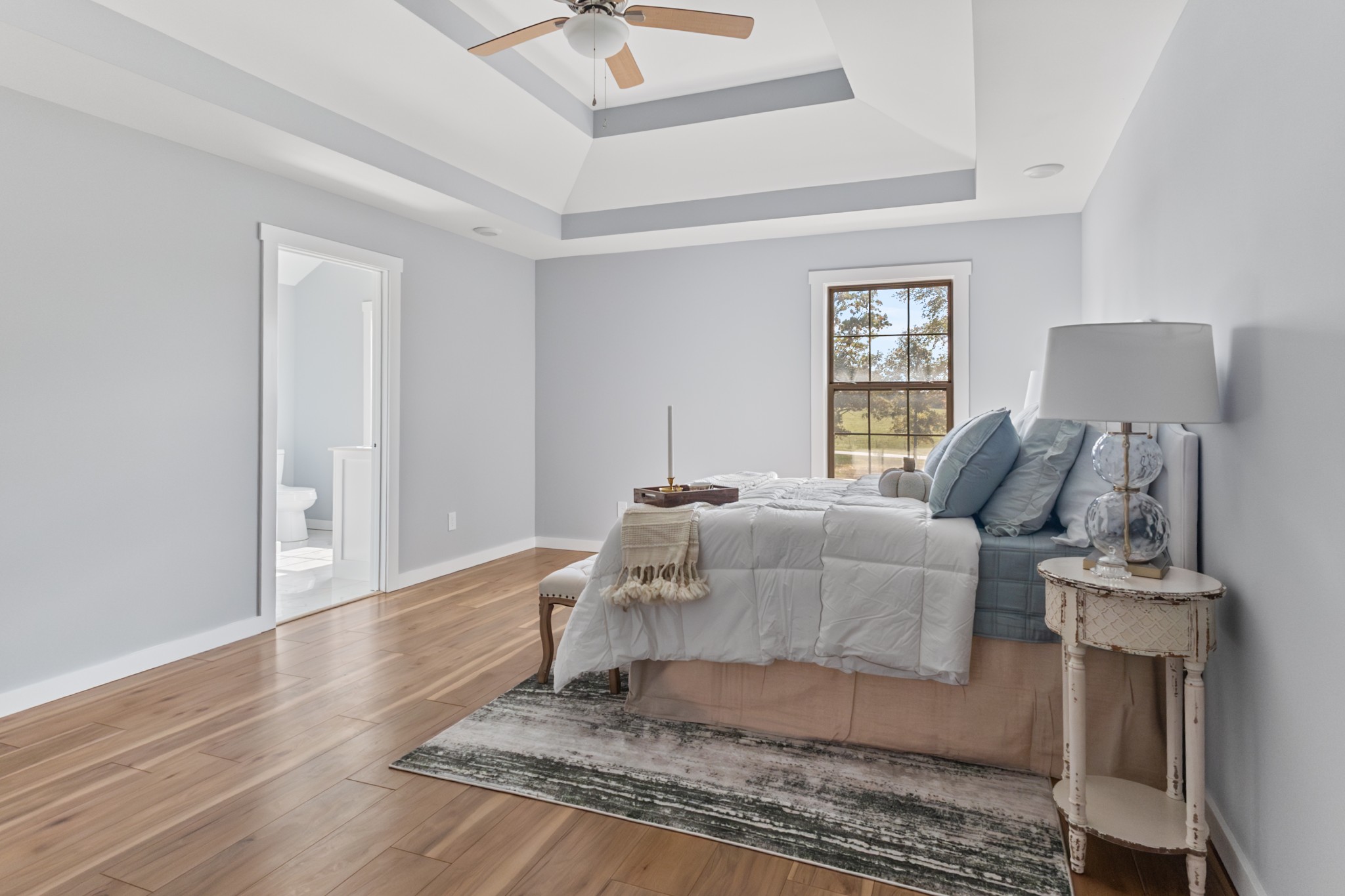 120 Freeland Road Portland, TN 37148 - Photo 21 of 61 a living room with furniture and a window
