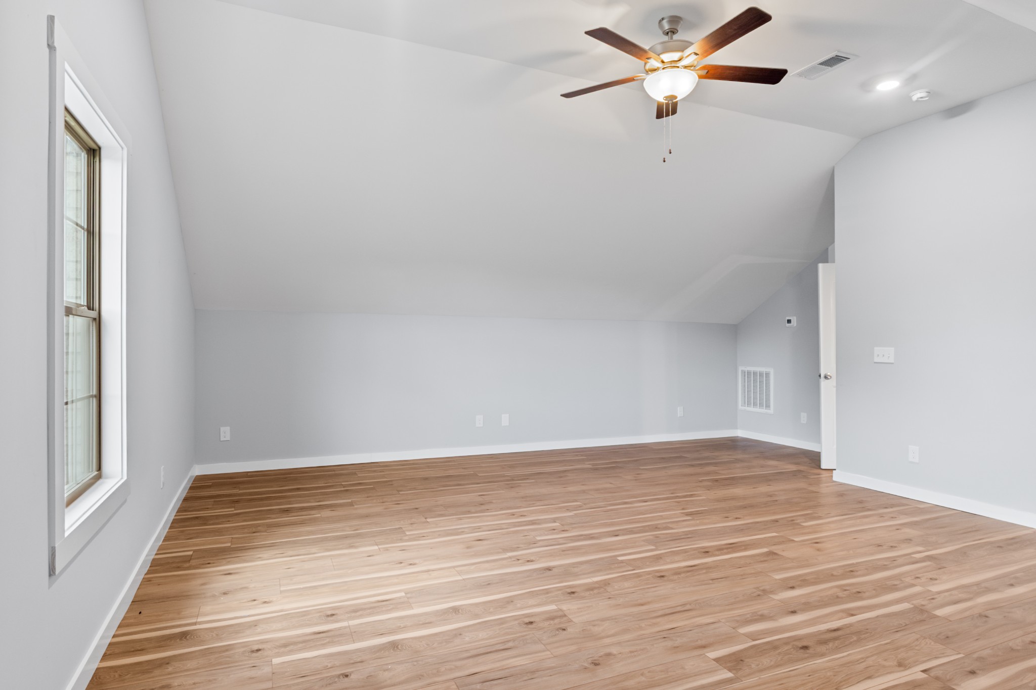 120 Freeland Road Portland, TN 37148 - Photo 39 of 61 wooden floor in an empty room
