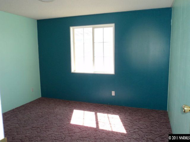 5600 West Ranger Road Reno, NV 89506 - Photo 6 of 10 a view of an empty room and window