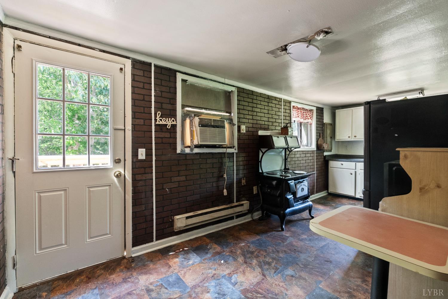 422 Masons Mill Road Evington, VA 24550 - Photo 5 of 28