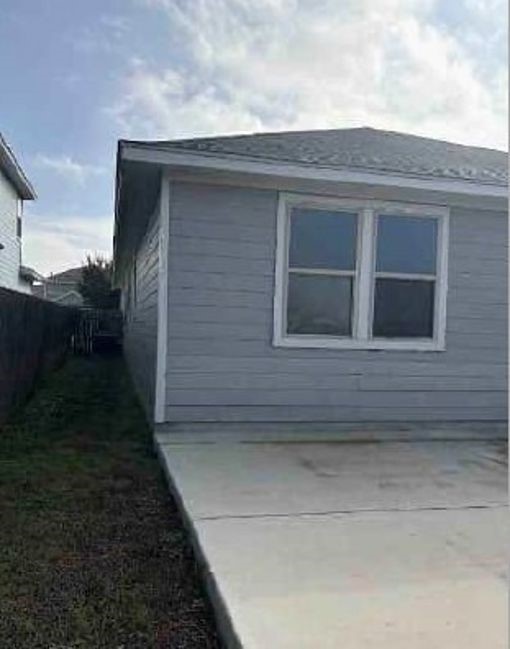 374 Triumph Road Buda, TX 78610 - Photo 3 of 20