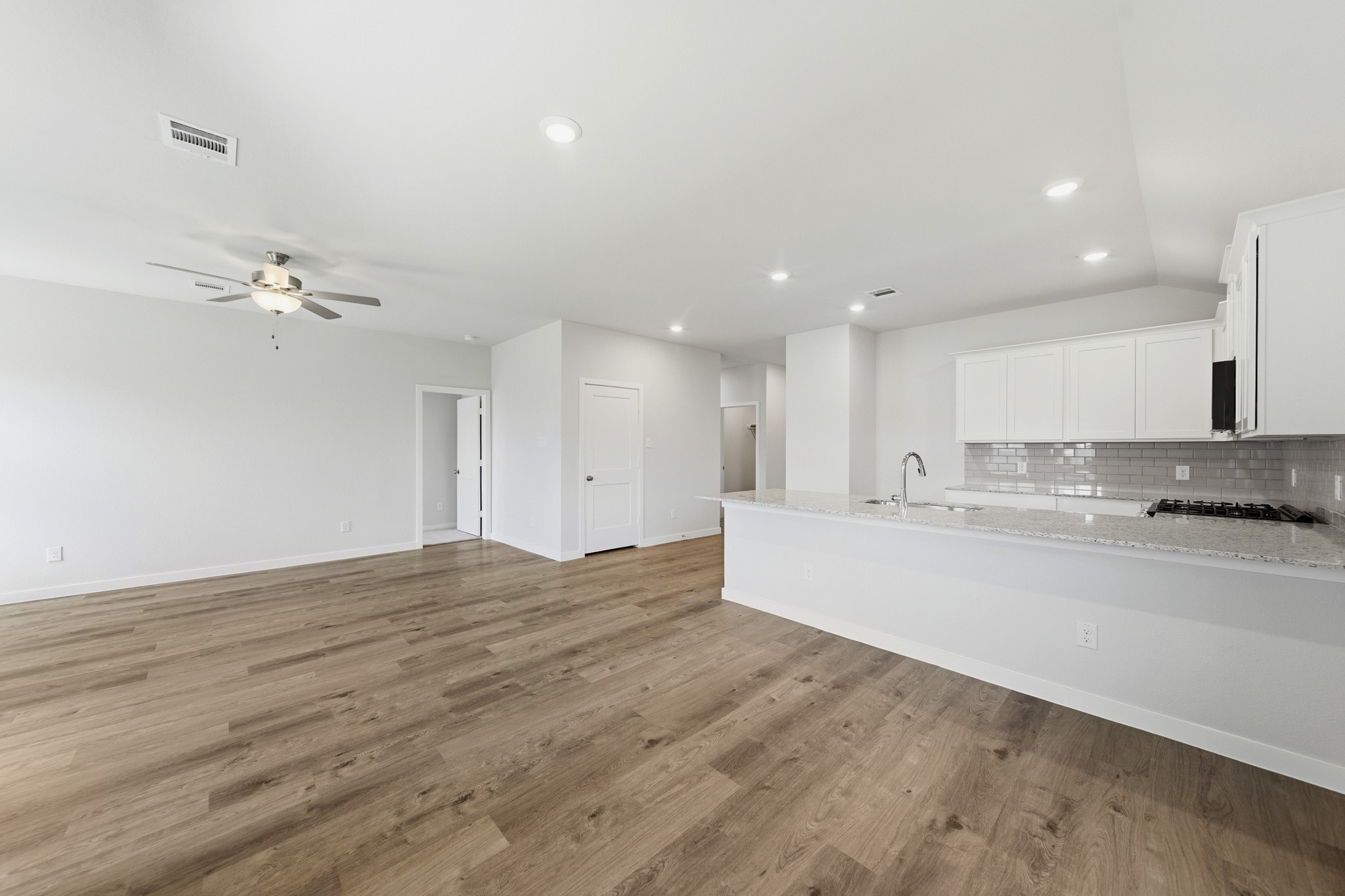 14120 Lost Ml Road Conroe, TX 77303 - Photo 7 of 30