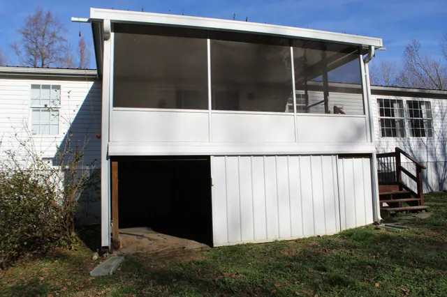 a view of outdoor space