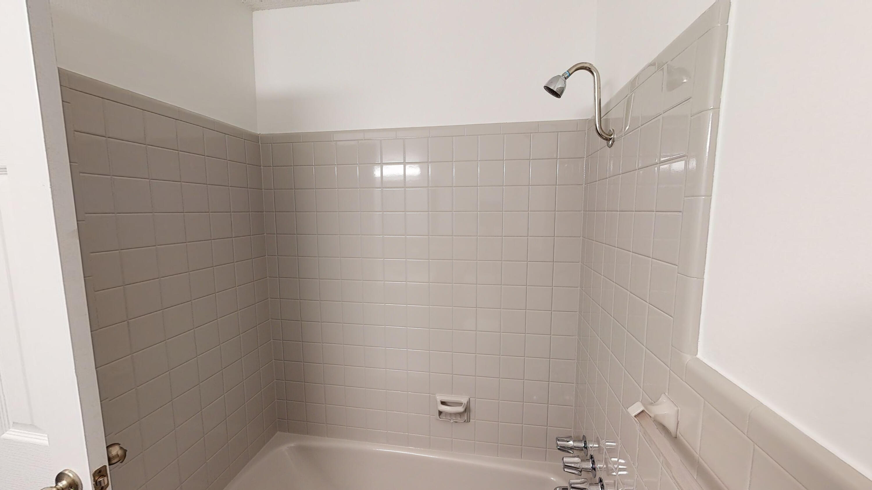 200 Deluna Road Southwest Fort Walton Beach, FL 32548 - Photo 18 of 26 Bathroom