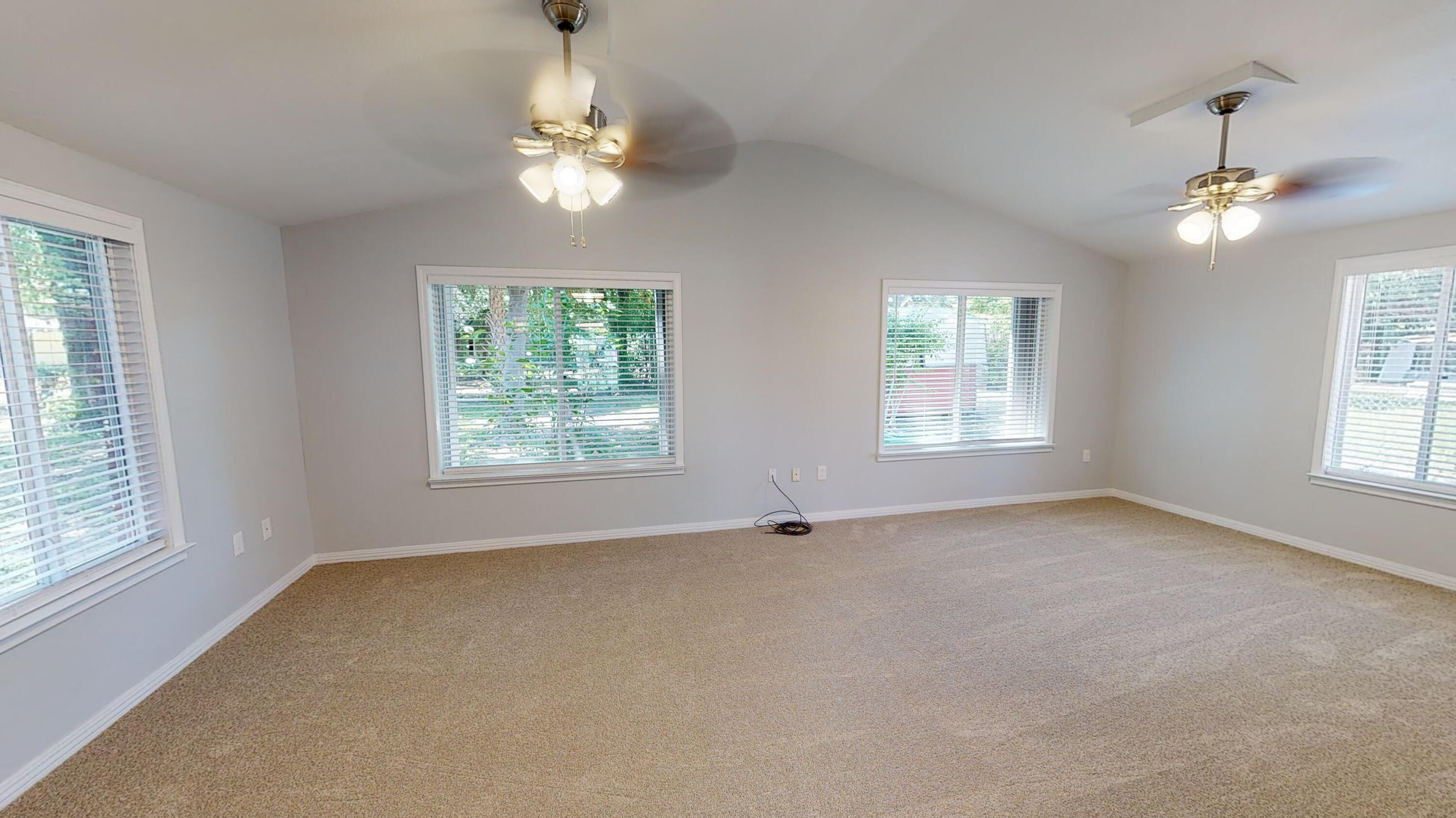 200 Deluna Road Southwest Fort Walton Beach, FL 32548 - Photo 9 of 26 Family Room