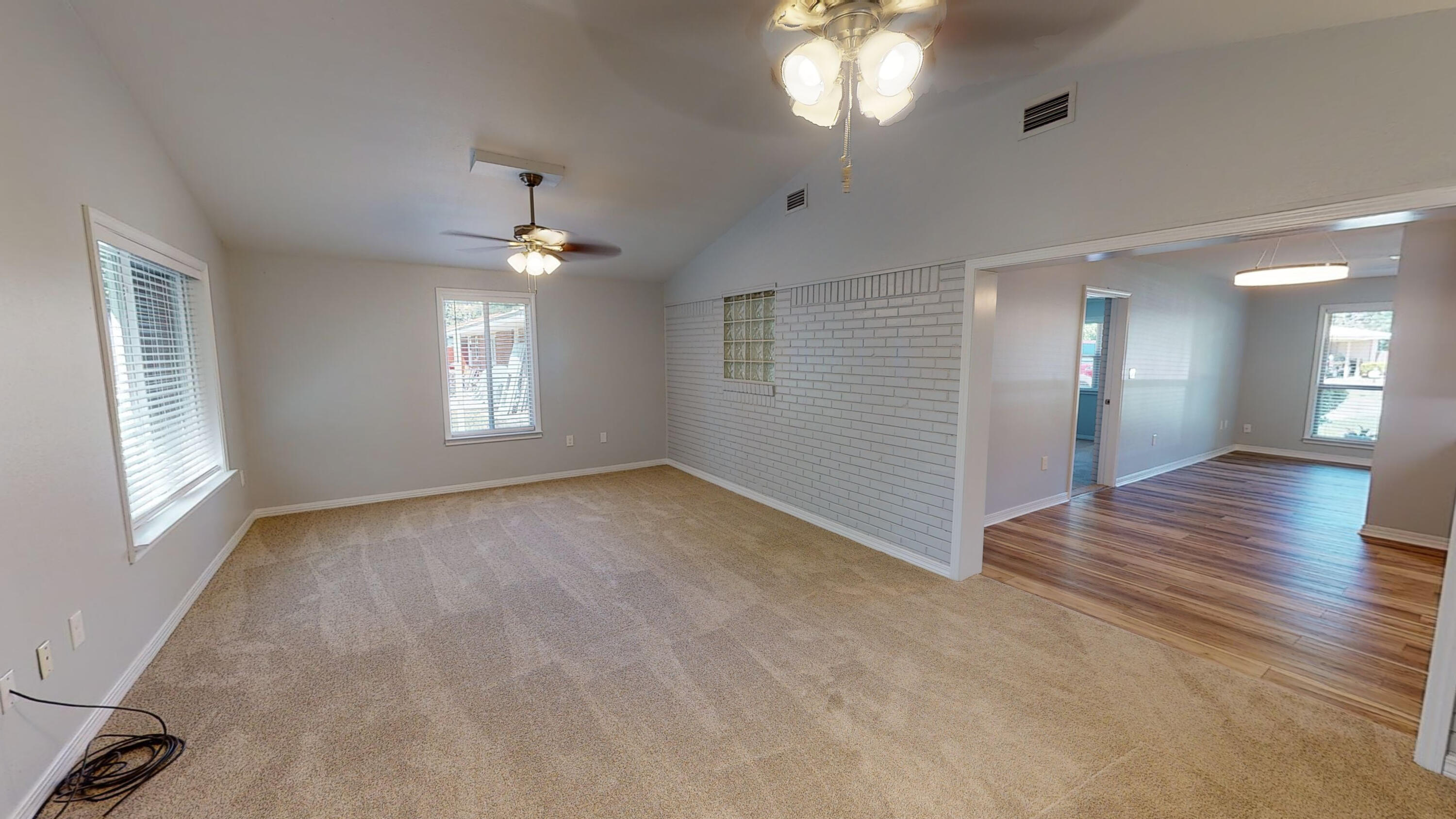 200 Deluna Road Southwest Fort Walton Beach, FL 32548 - Photo 10 of 26 Family Room