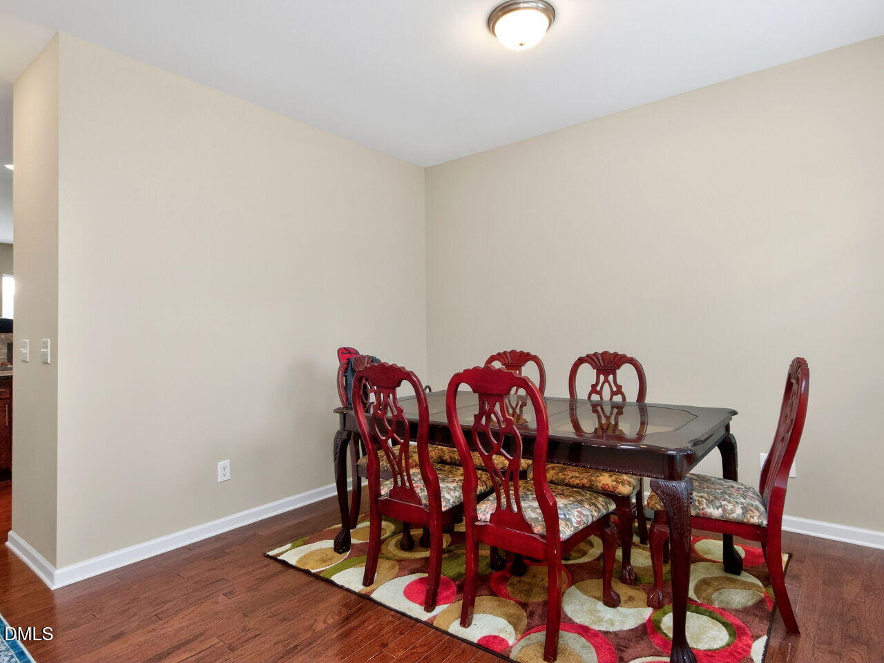 409 Provincial Street Raleigh, NC 27603 - Photo 6 of 26 006-1280x960-photo