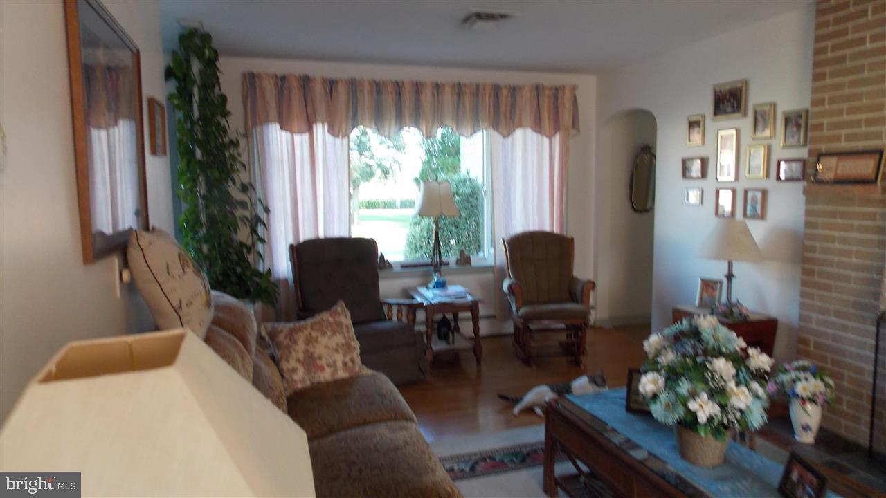 1504 Hanover Road Spring Grove, PA 17362 - Photo 8 of 28