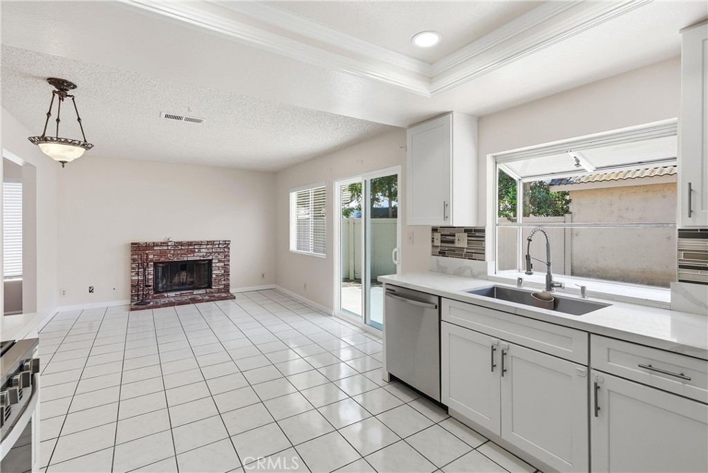 15303 Rancho Polermo Road Paramount, CA 90723 - Photo 13 of 33 Gallery Image 13