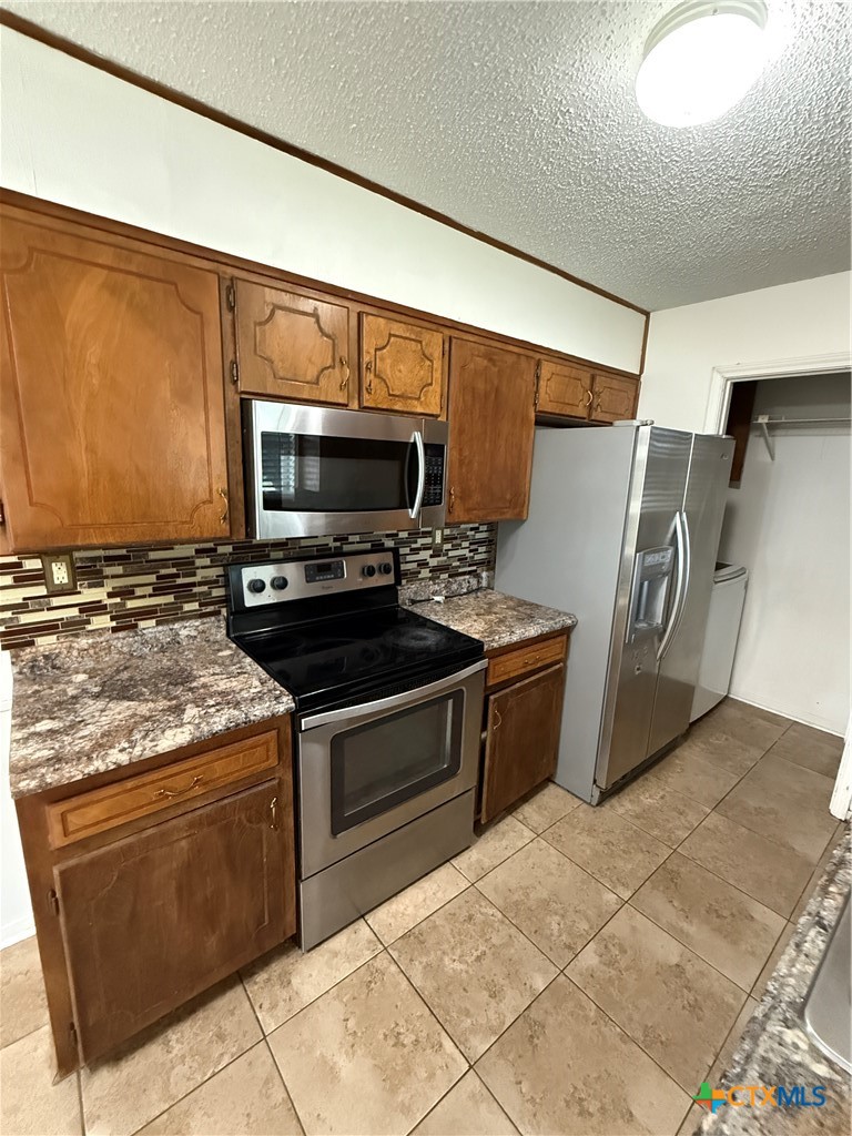 2401 Ridglea Court Killeen, TX 76543 - Photo 4 of 13
