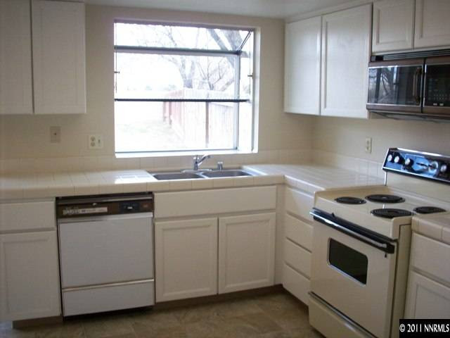 2714 Chavez Drive Reno, NV 89502 - Photo 4 of 9 Photo 4