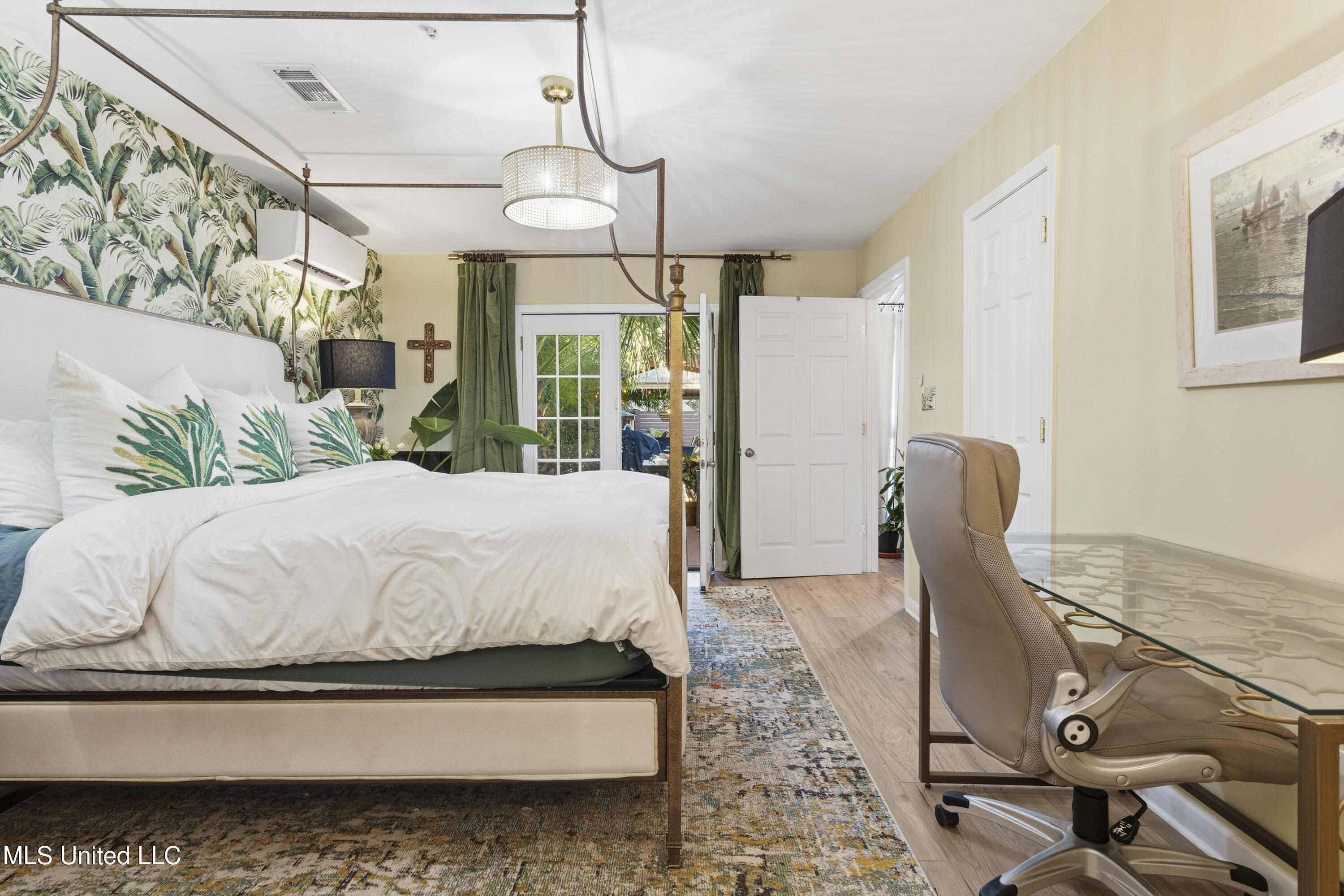 128 Lee Street Biloxi, MS 39530 - Photo 18 of 51 0027