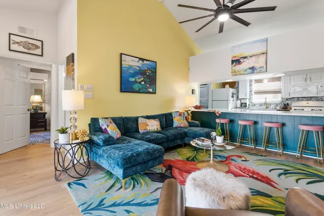 $750,000 | 128 Lee Street, Biloxi, MS 39530