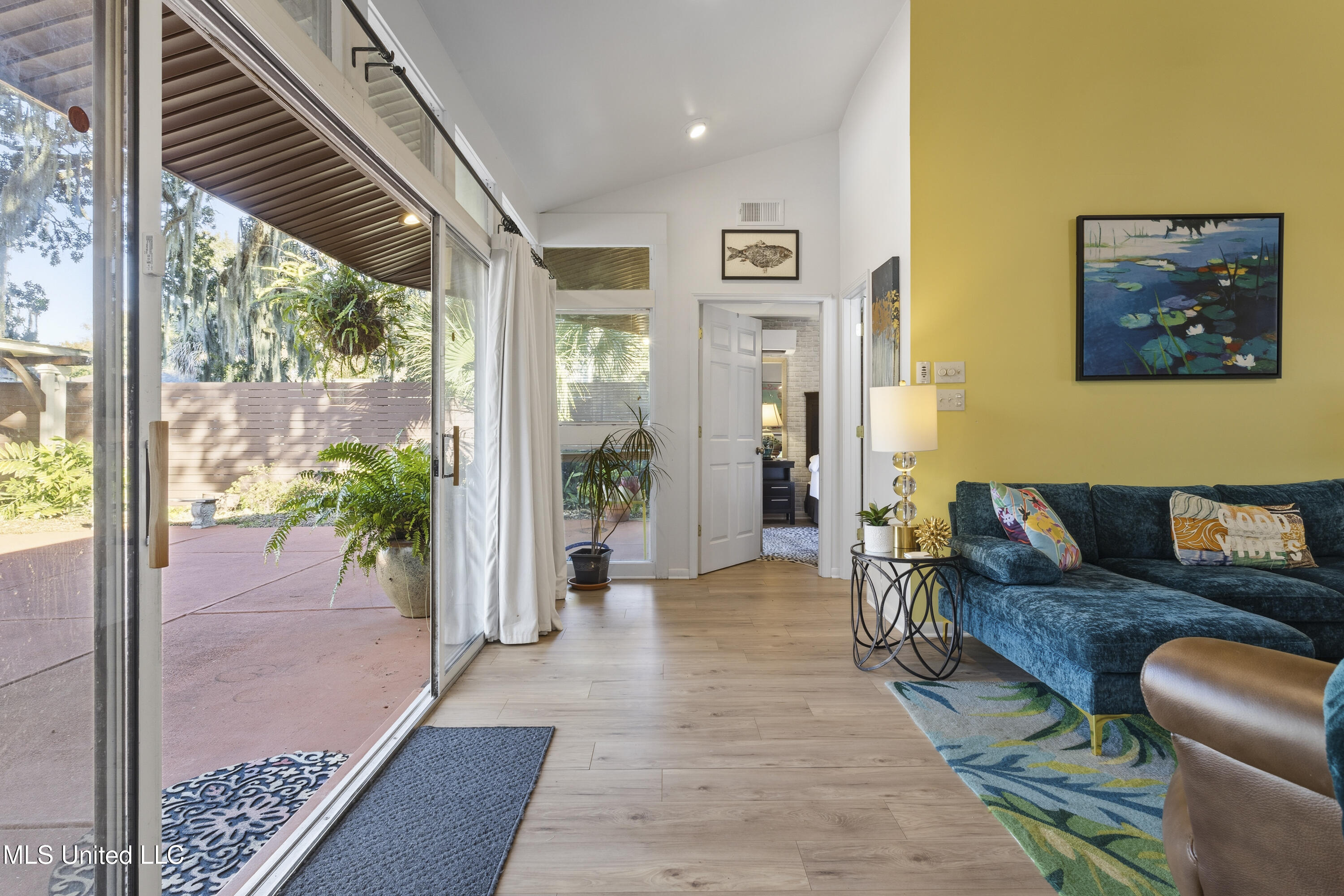 128 Lee Street Biloxi, MS 39530 - Photo 22 of 51 0018