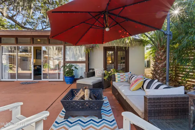 $750,000 | 128 Lee Street, Biloxi, MS 39530